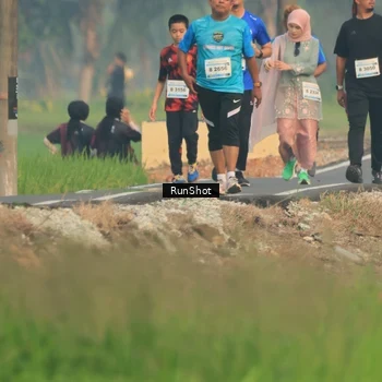 Runner Photo 5935456