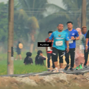 Runner Photo 5935463