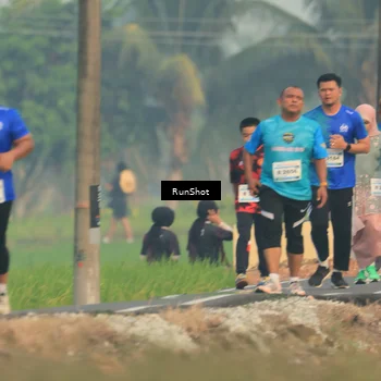 Runner Photo 5935465