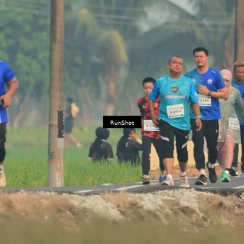 Runner Photo 5935471
