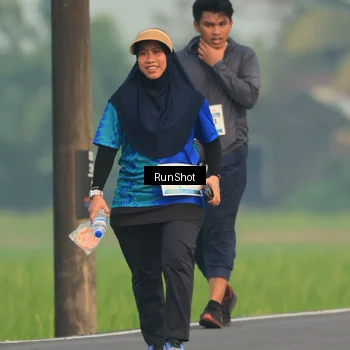 Runner Photo 5935498