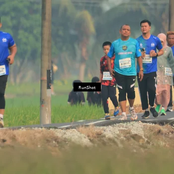 Runner Photo 5935522