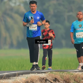 Runner Photo 5935525
