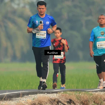 Runner Photo 5935527