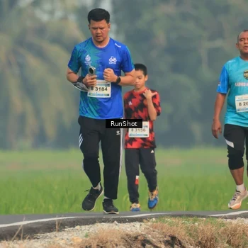 Runner Photo 5935531