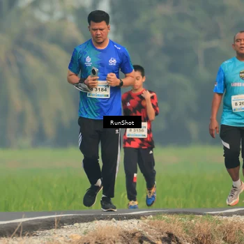 Runner Photo 5935539