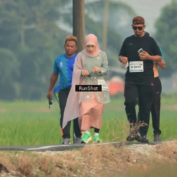 Runner Photo 5935563