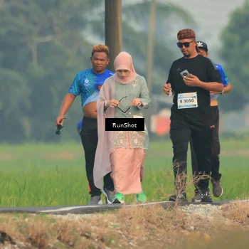 Runner Photo 5935567