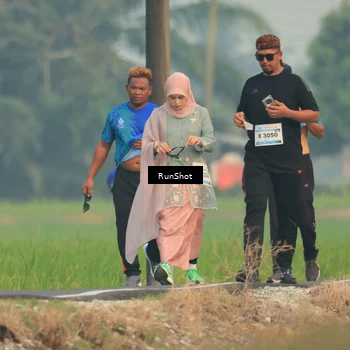Runner Photo 5935571