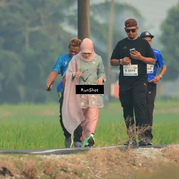Runner Photo 5935578