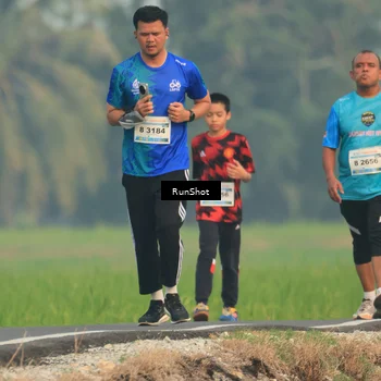 Runner Photo 5935587