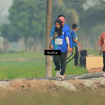 Runner Photo 5935595