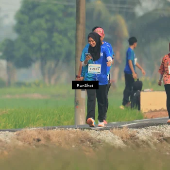 Runner Photo 5935606