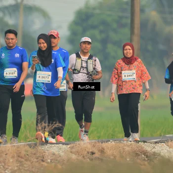 Runner Photo 5935668