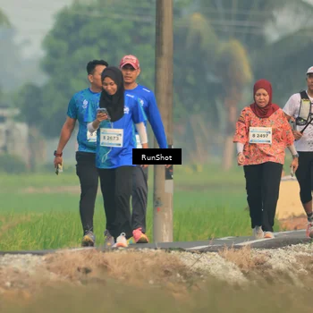 Runner Photo 5935671