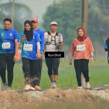 Runner Photo 5935679