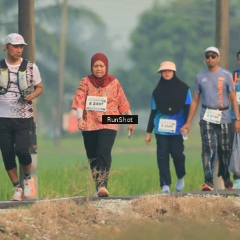 Runner Photo 5935708