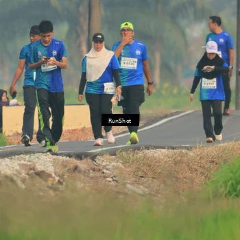 Runner Photo 5935714