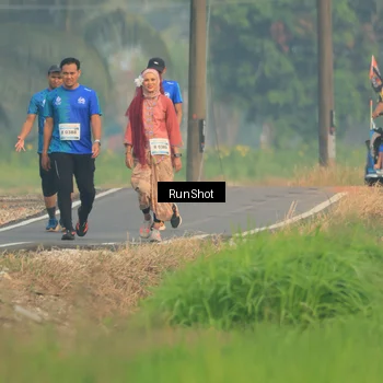 Runner Photo 5935756