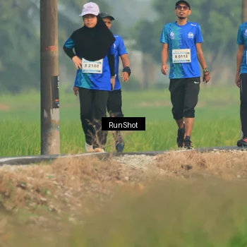 Runner Photo 5935807