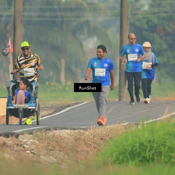 Runner Photo 5935928