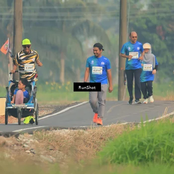 Runner Photo 5935933