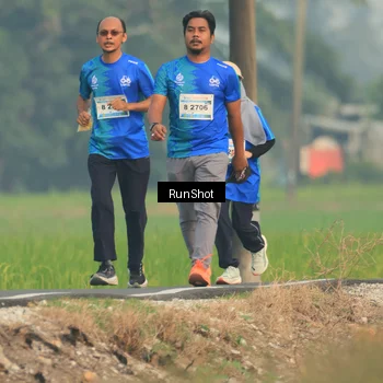 Runner Photo 5936048