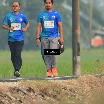 Runner Photo 5936057