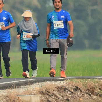 Runner Photo 5936069
