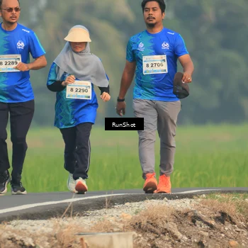 Runner Photo 5936073