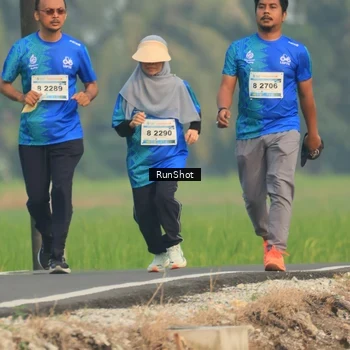Runner Photo 5936090