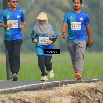 Runner Photo 5936097