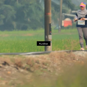 Runner Photo 5936113