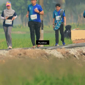 Runner Photo 5936115