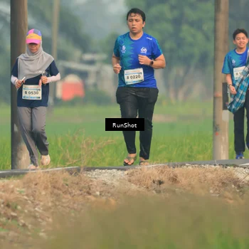 Runner Photo 5936137