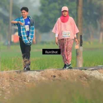 Runner Photo 5936242