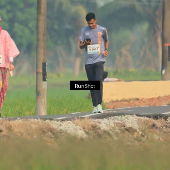 Runner Photo 5936247
