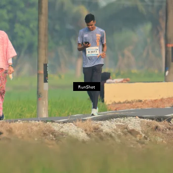 Runner Photo 5936257