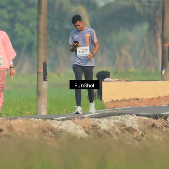 Runner Photo 5936276