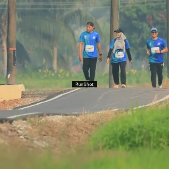Runner Photo 5936310