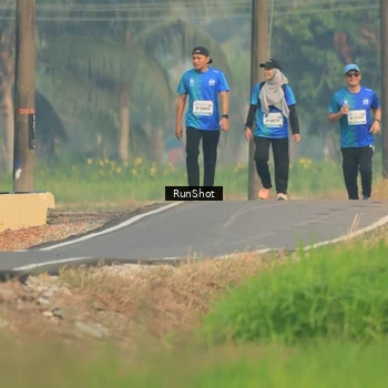 Runner Photo 5936317