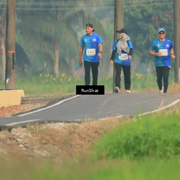 Runner Photo 5936320