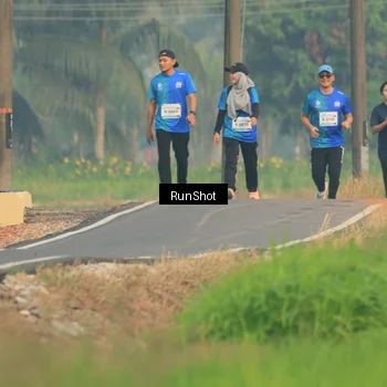 Runner Photo 5936325