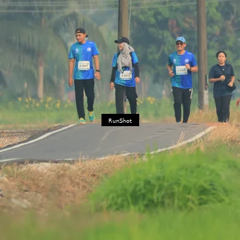 Runner Photo 5936329