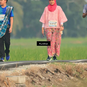 Runner Photo 5936365