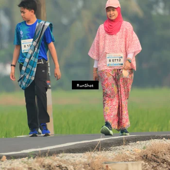 Runner Photo 5936407