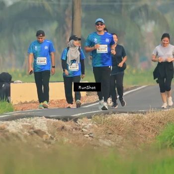 Runner Photo 5936426