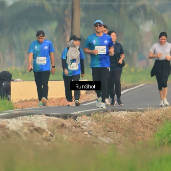 Runner Photo 5936428