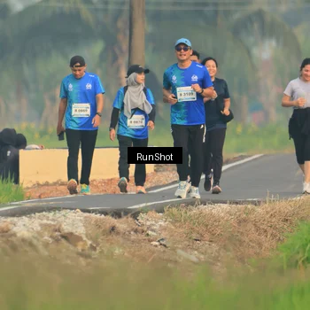 Runner Photo 5936432
