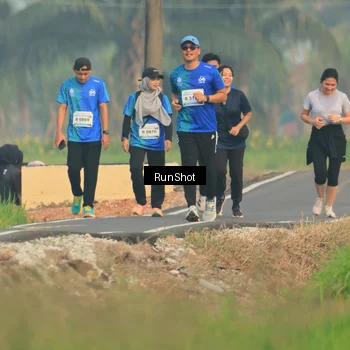 Runner Photo 5936436